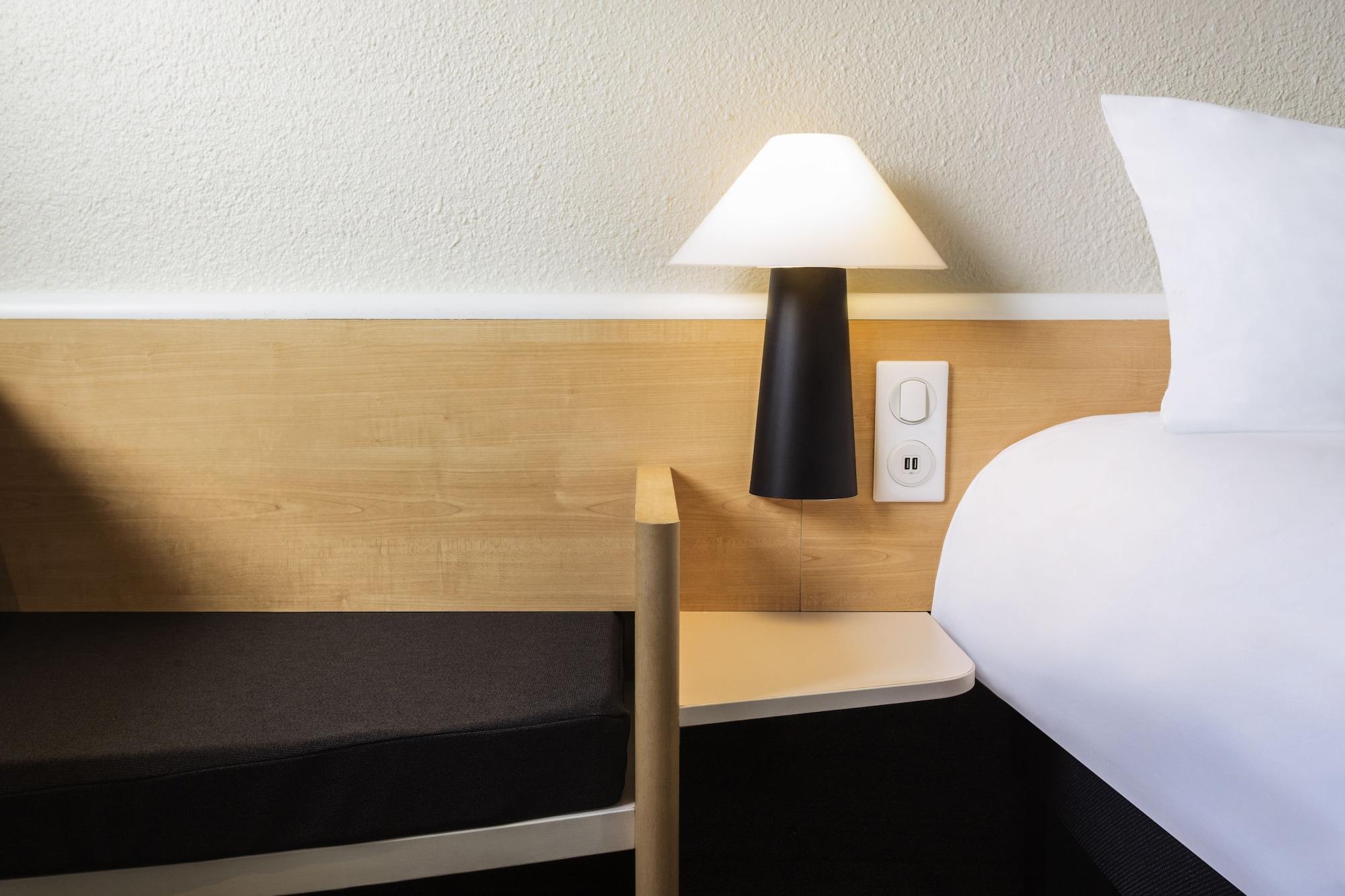 B&B Hotel Marseille Bonneveine Экстерьер фото