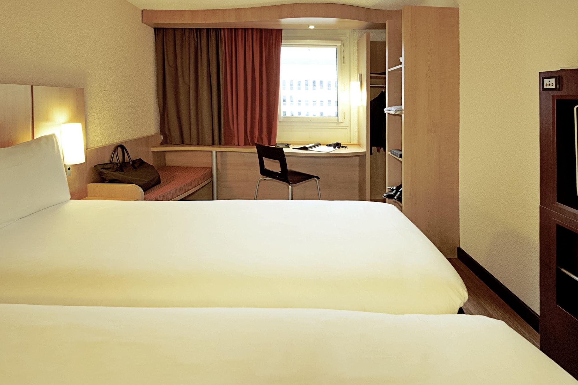 B&B Hotel Marseille Bonneveine Экстерьер фото