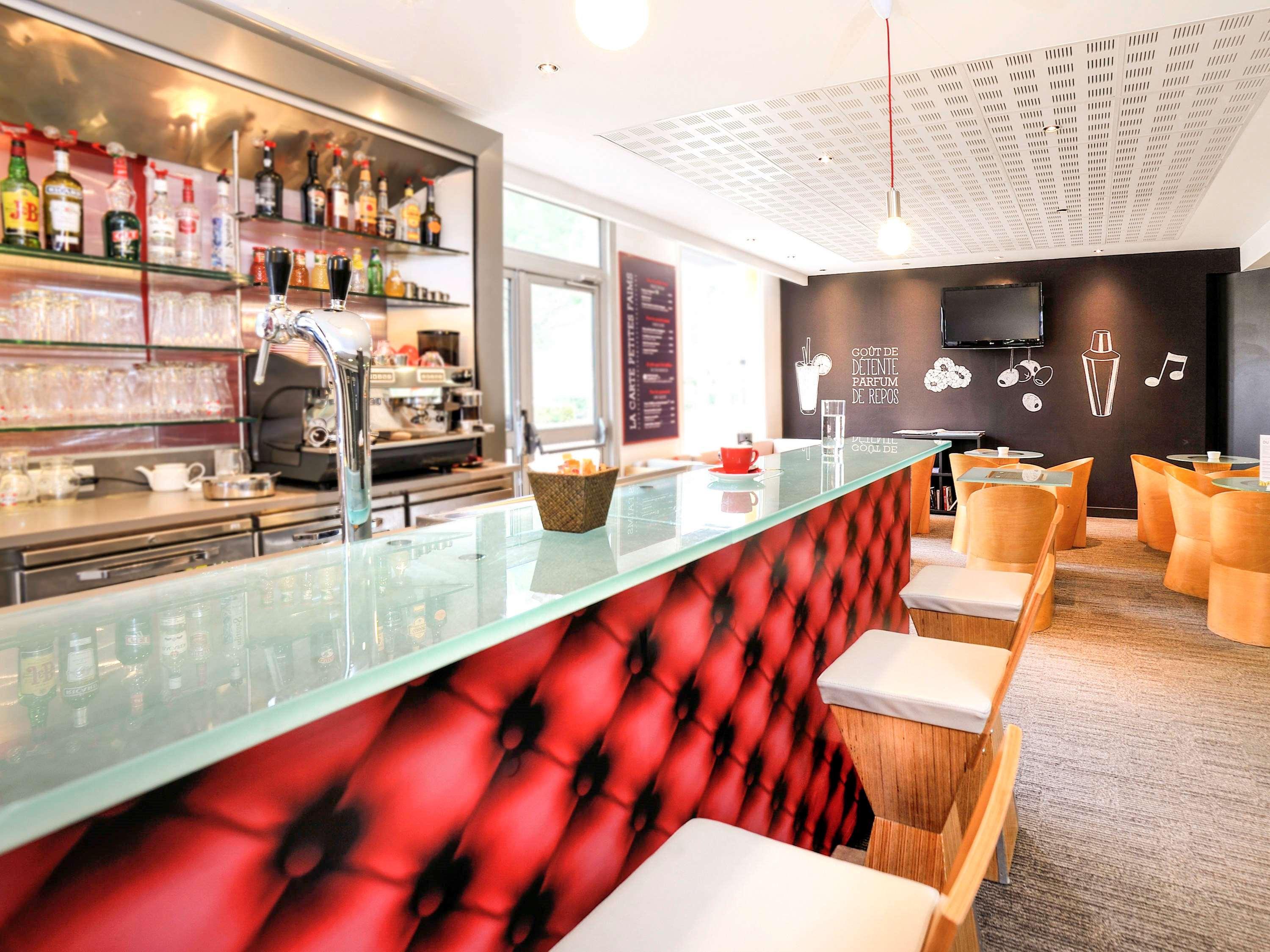 B&B Hotel Marseille Bonneveine Экстерьер фото