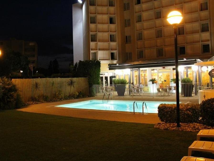 B&B Hotel Marseille Bonneveine Экстерьер фото