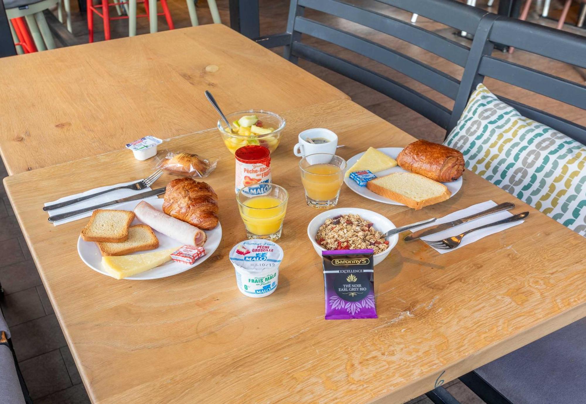 B&B Hotel Marseille Bonneveine Экстерьер фото